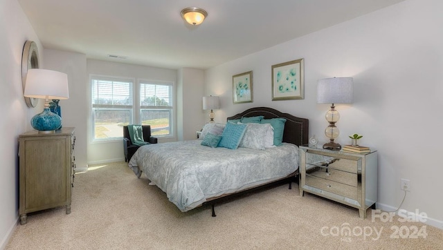 view of carpeted bedroom