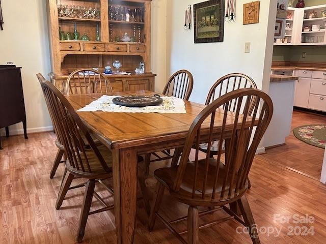 dining room featuring light hardwood / wood-style floors