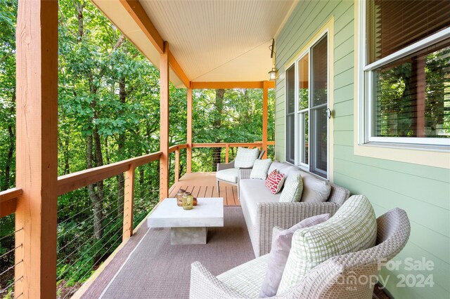 balcony featuring a porch