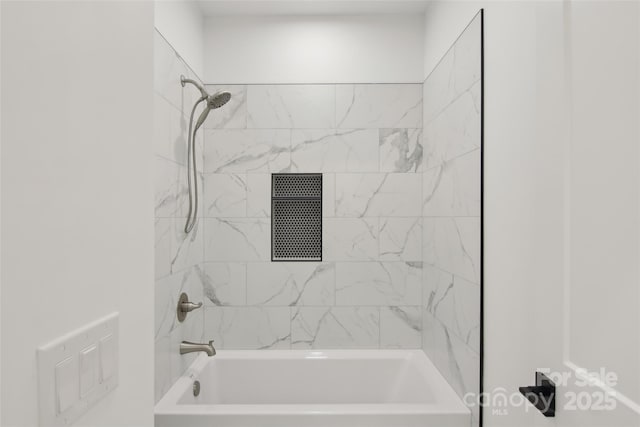 full bath with shower / bath combination