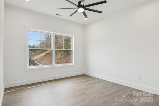 201 Plato Pl, Etowah, NC 28729 - unfurnished room with baseboards, visible vents, recessed lighting, ceiling fan, and light wood-type flooring