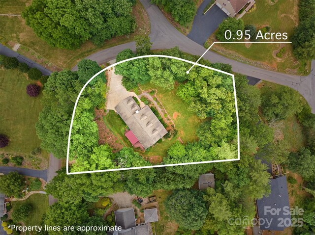 21 Farm Valley Ct, Weaverville, NC 28787 - aerial view of property's location with property parcel outlined