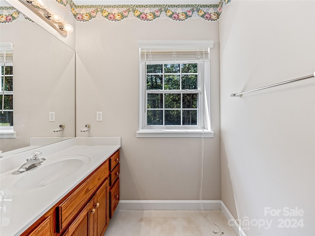 bathroom with vanity