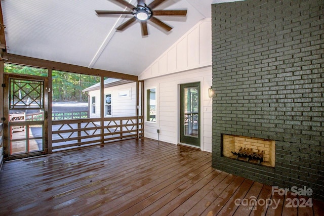 deck with ceiling fan