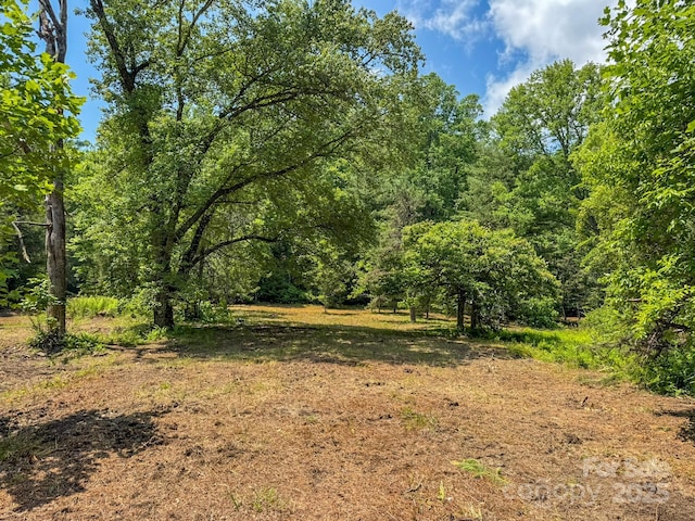 999 Davey Branch Rd, Horse Shoe, NC 28742