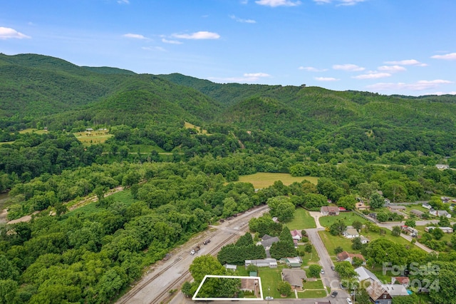 bird's eye view with a mountain view