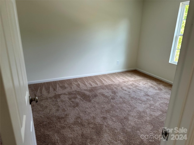 empty room with carpet