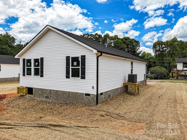 view of side of home