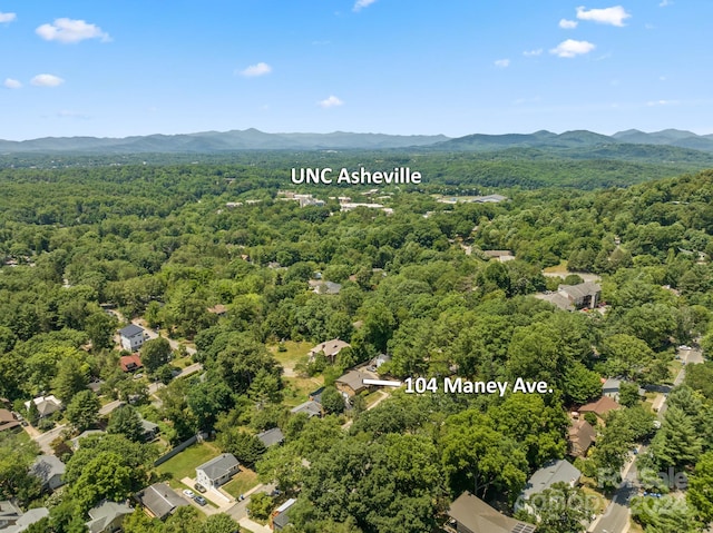 drone / aerial view featuring a mountain view