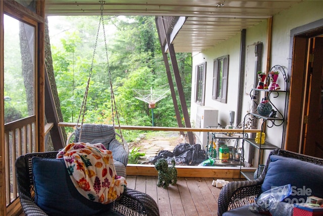 view of sunroom / solarium