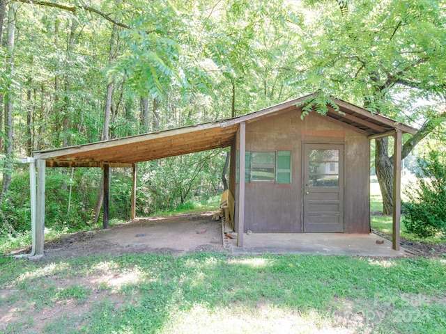 view of outdoor structure