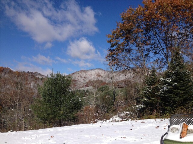 property view of mountains