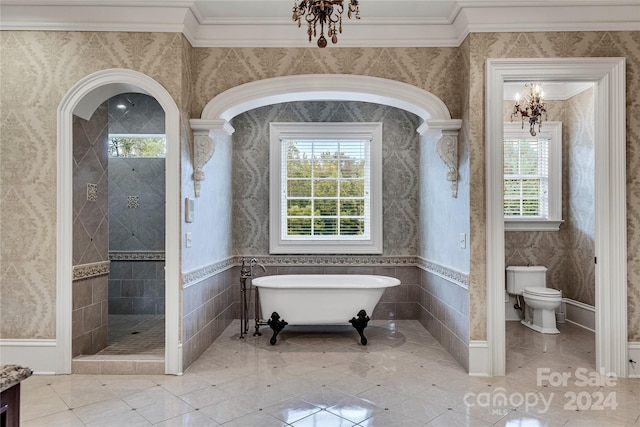 bathroom featuring toilet, a notable chandelier, independent shower and bath, and crown molding