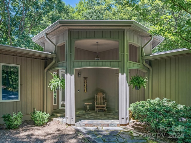 view of outbuilding