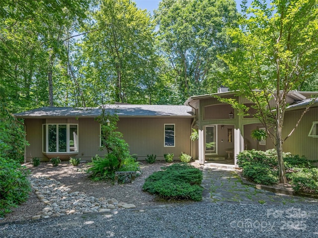 view of front of home