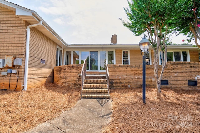 view of front of property