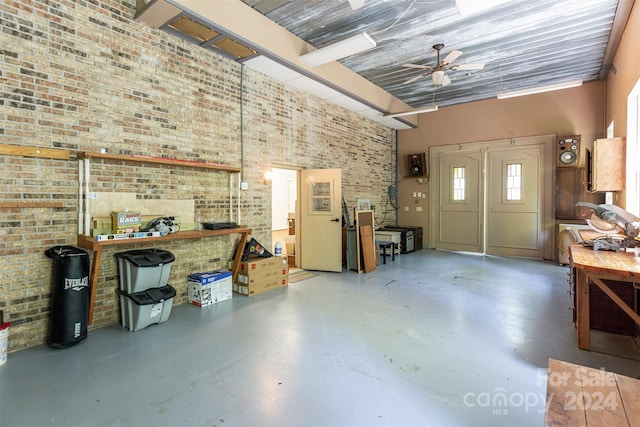 garage featuring ceiling fan