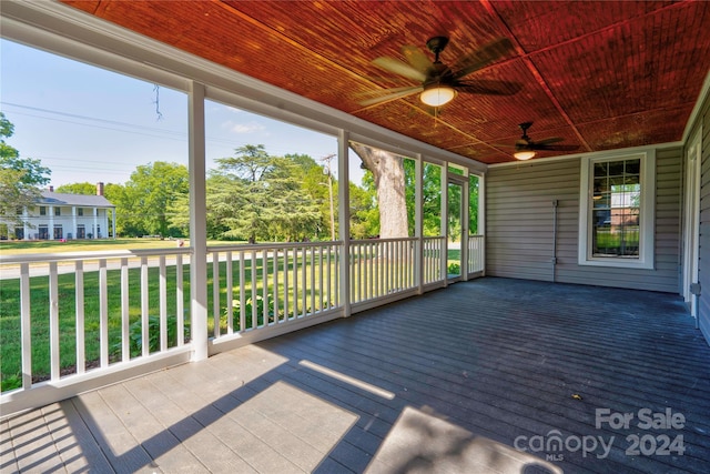 deck featuring ceiling fan