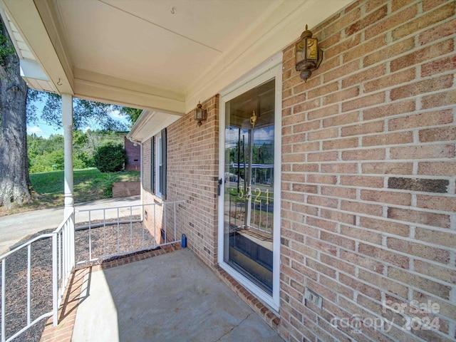 view of patio / terrace featuring covered porch