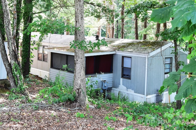 view of home's exterior