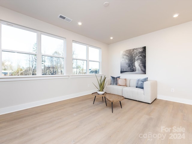 1530 Levy Way, Charlotte, NC 28205 - living area with light wood-type flooring and recessed lighting