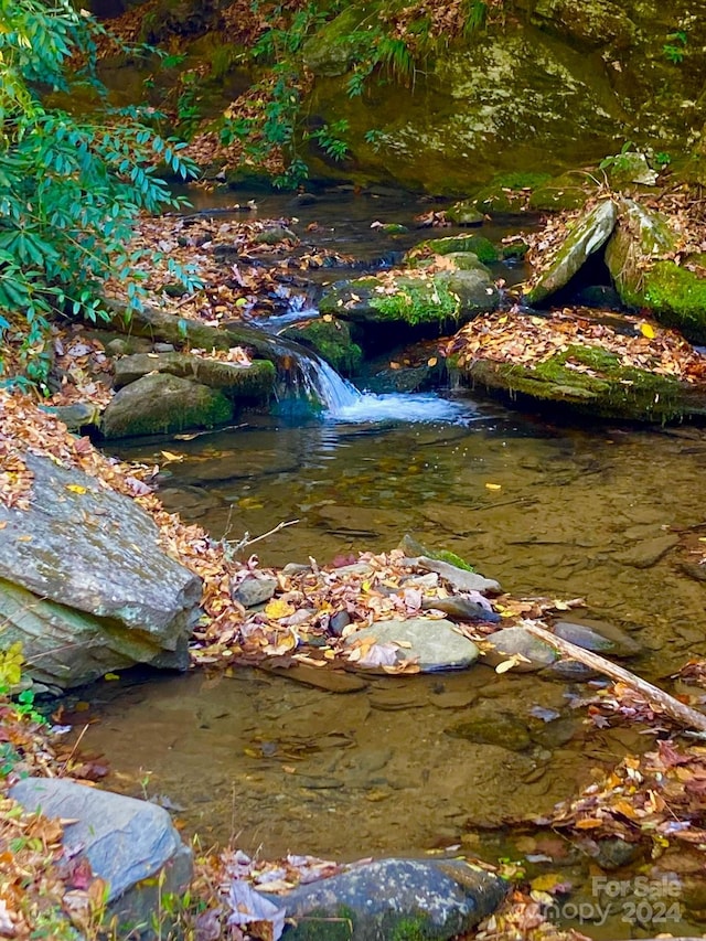 17 Moonlight Trl, Bryson City, NC 28713 - exterior view