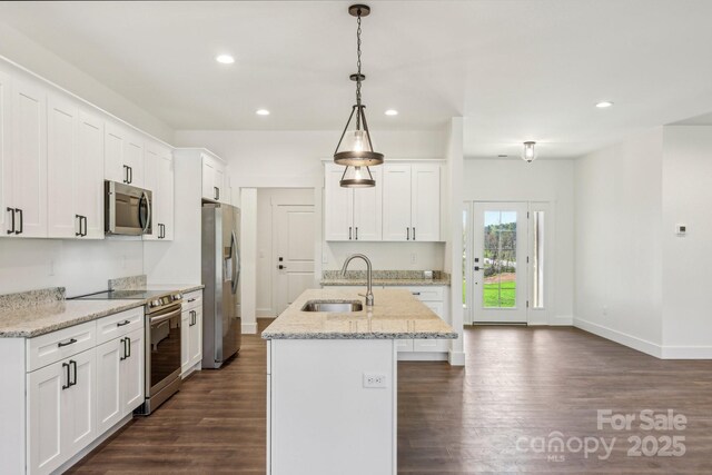 35 Haywood Park Dr, Hendersonville, NC 28791 - photo 21