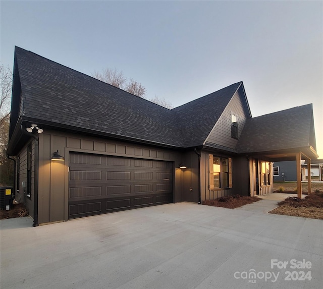 view of front of home featuring a garage