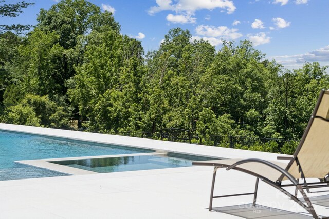 18304 Rosapenny Rd, Charlotte, NC 28278 - photo 33