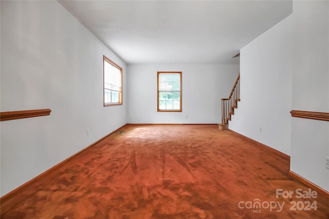 view of carpeted spare room