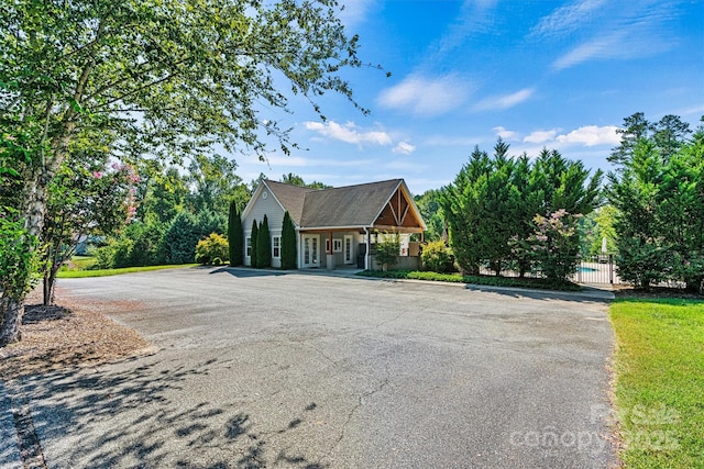 view of front of home