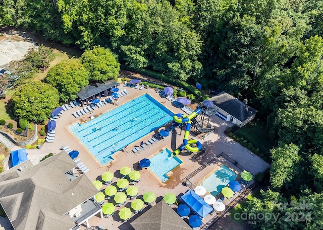 birds eye view of property