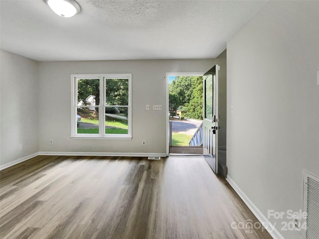 2008 Sarn Ct, Gastonia, NC 28054 - photo 3