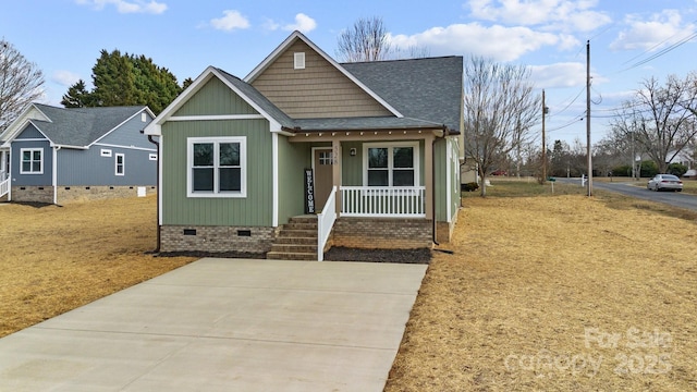 view of front of home with covered porch