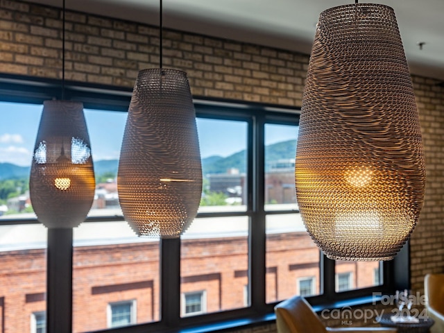 room details featuring a mountain view