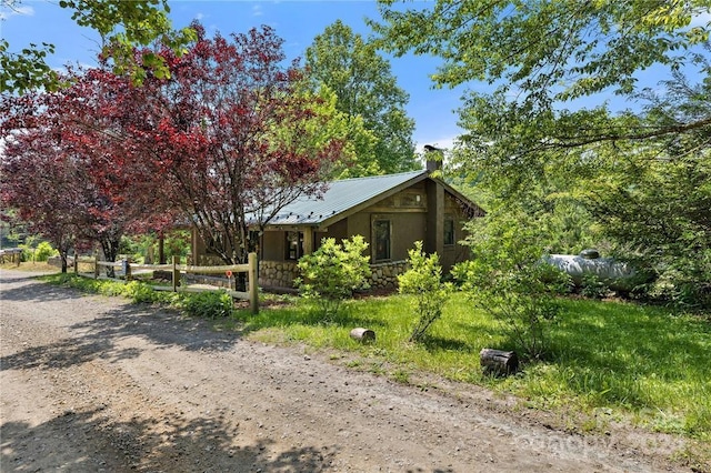 view of front of property