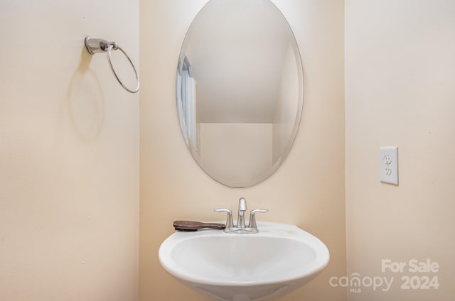 bathroom with sink