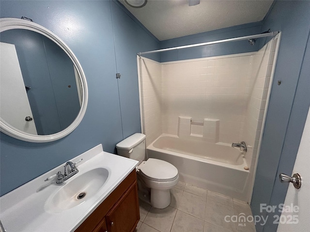 6261 Burnhurst Ln, Denver, NC 28037 - full bathroom featuring toilet, tile patterned flooring, vanity, bathtub / shower combination, and a textured ceiling