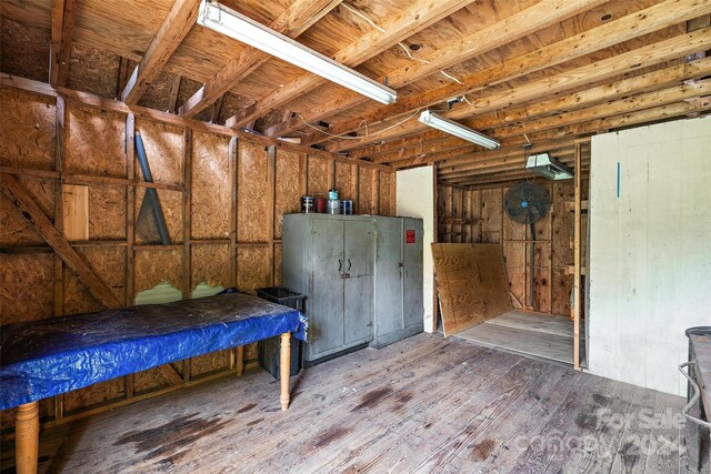 miscellaneous room featuring pool table