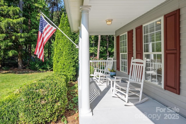 view of patio / terrace with covered porch