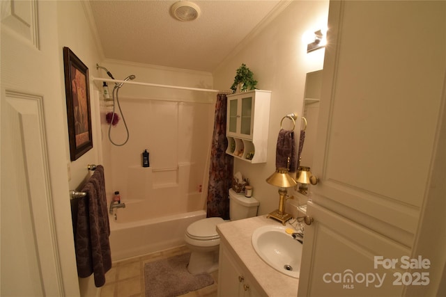 full bathroom featuring shower / bath combo, vanity, toilet, ornamental molding, and a textured ceiling