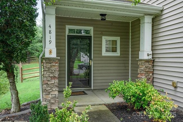 view of property entrance