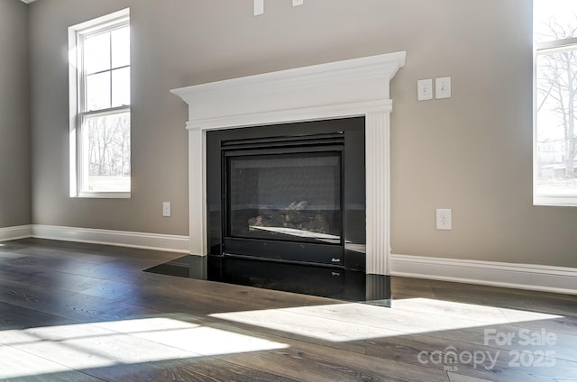 room details featuring hardwood / wood-style flooring