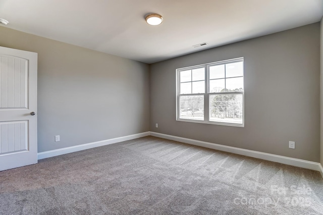 empty room featuring carpet