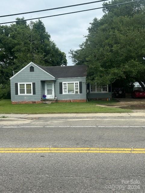 1713 Island Rd, Georgetown, SC 29440 - view of front of property featuring a front lawn