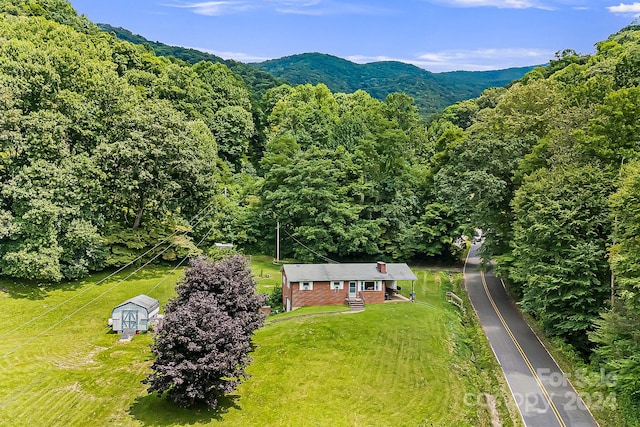 bird's eye view with a mountain view