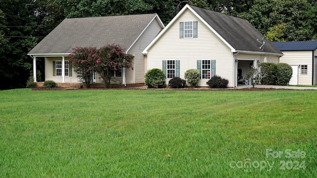 view of front of house with a front yard