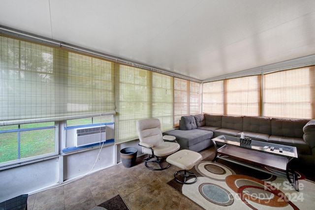 sunroom / solarium with cooling unit