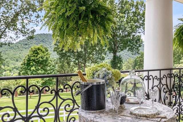 56 Fair Oaks Est, Fletcher, NC 28732 - balcony with a mountain view
