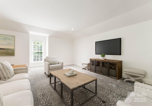4301 Fairview Oaks Dr, Charlotte, NC 28211 - carpeted living room featuring baseboards and recessed lighting